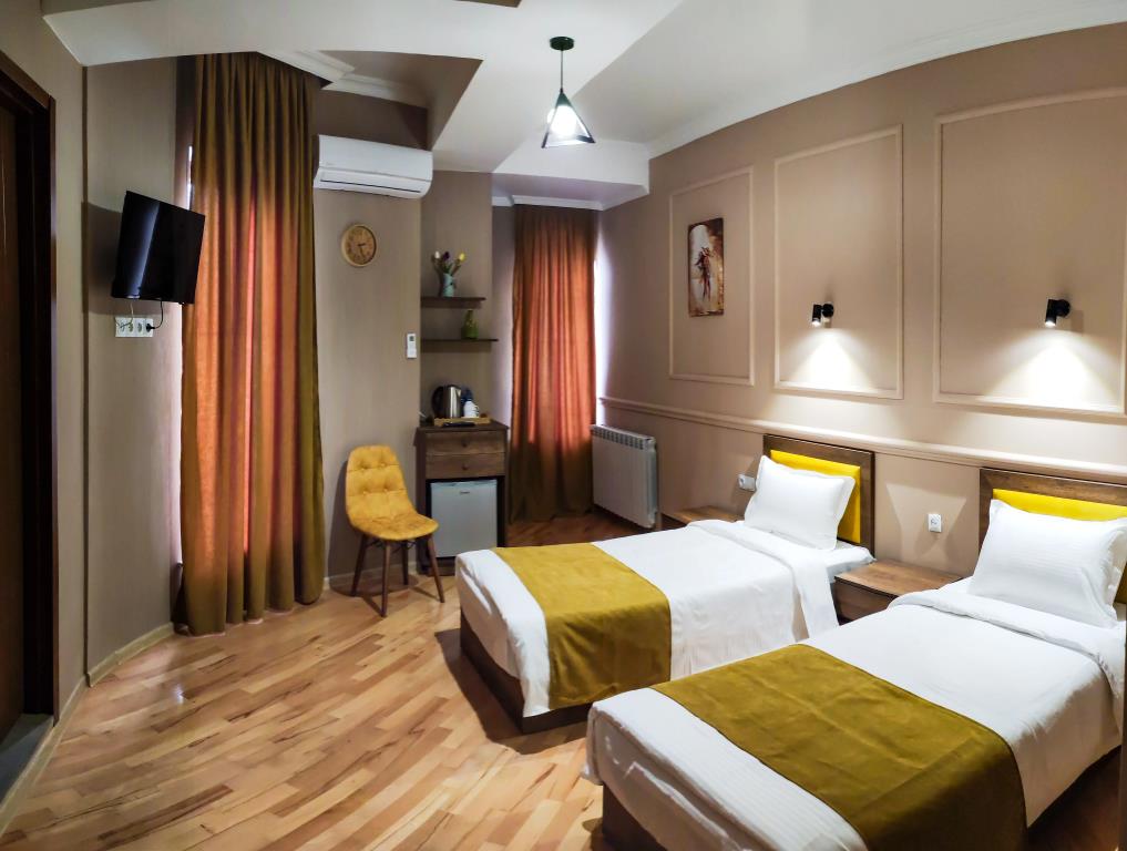 Legend Hotel 3*