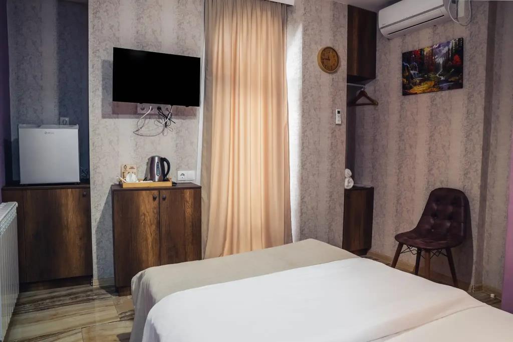 Legend Hotel 3*