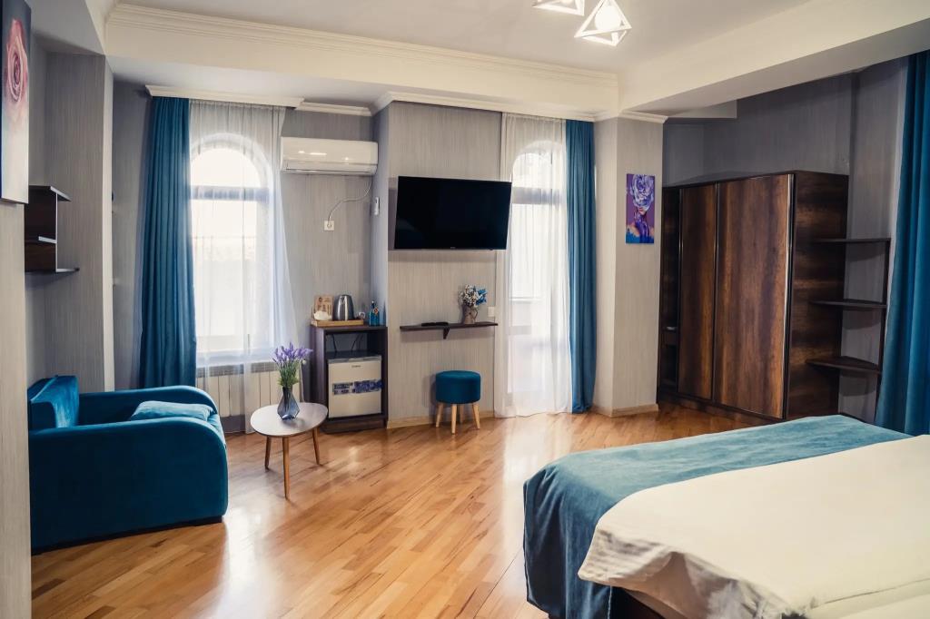 Legend Hotel 3*