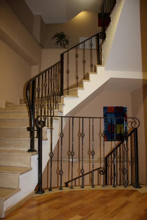 Legend Hotel 3*