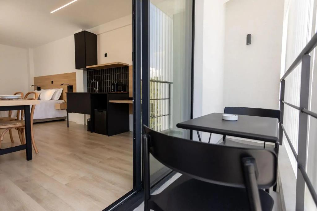 Alinea Urban Saripolou Square 0*