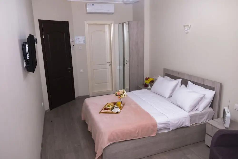 Art Hotel Batumi 3*