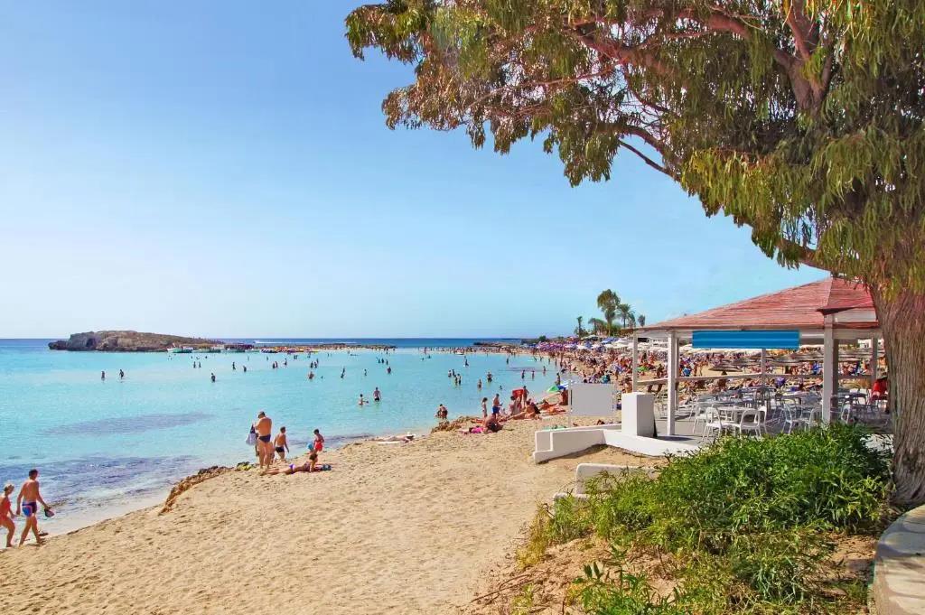 Villa Paradisia 0*