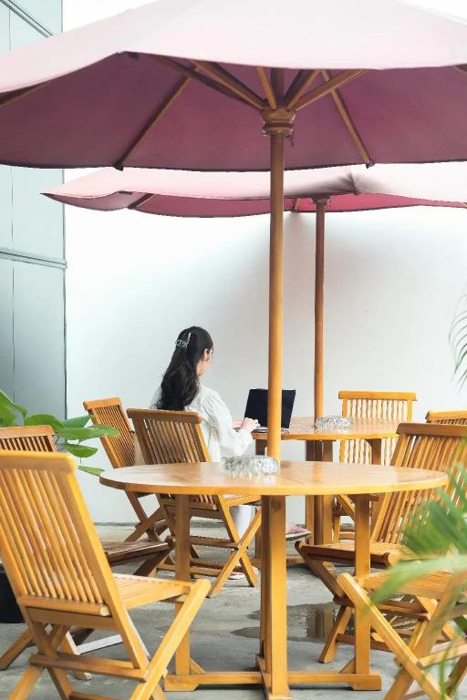 LeGreen Suite Sudirman 3*