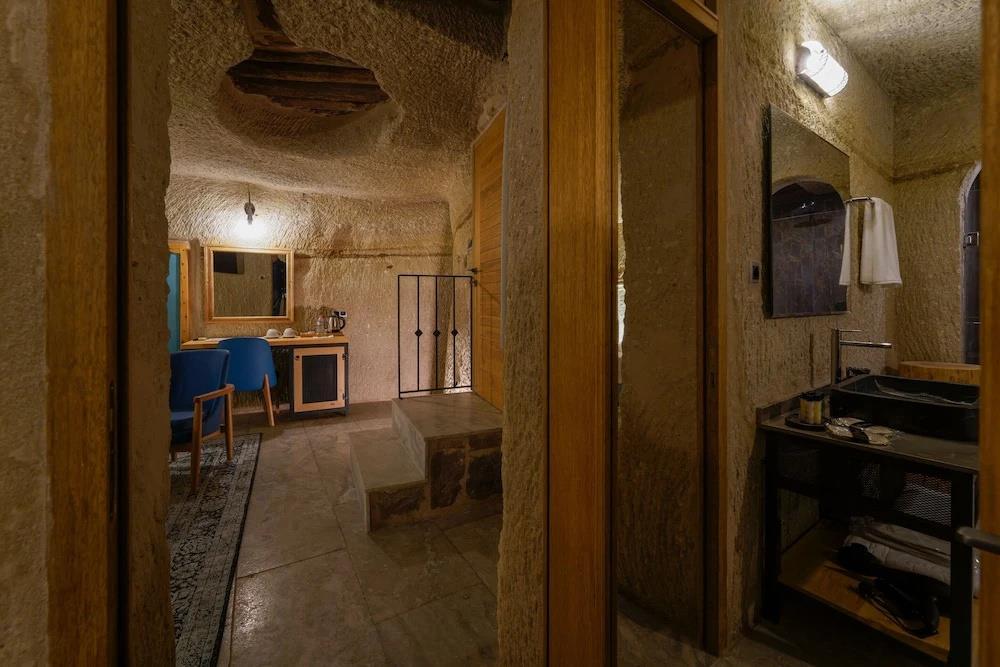The Niche Cave Hotel 0*