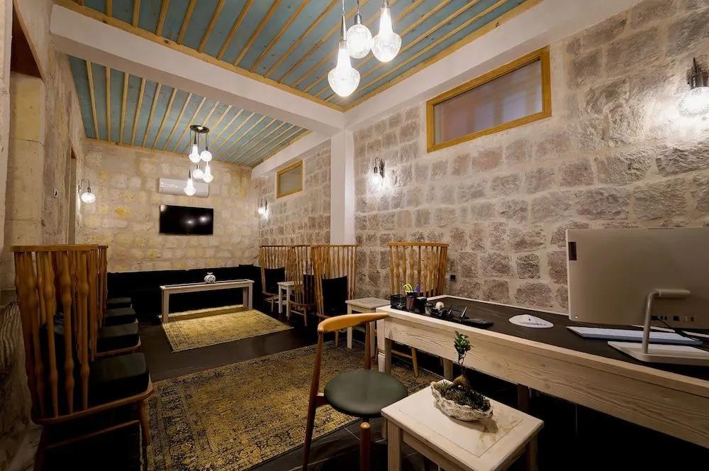 The Niche Cave Hotel 0*