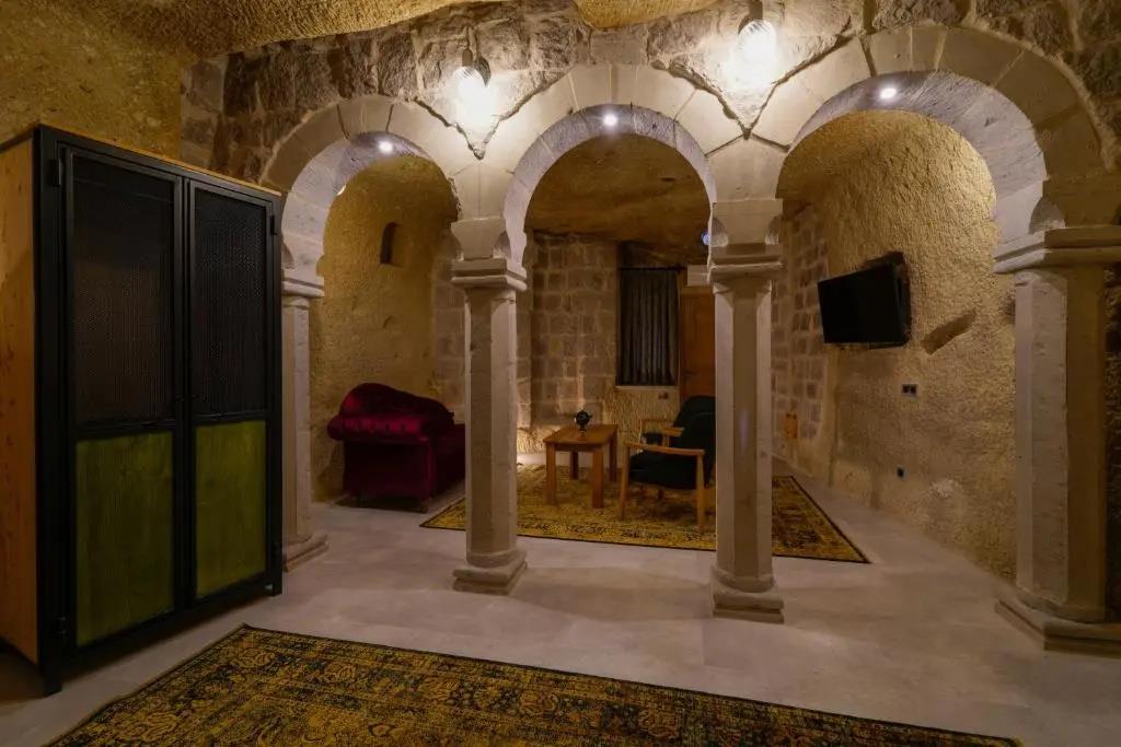 The Niche Cave Hotel 0*