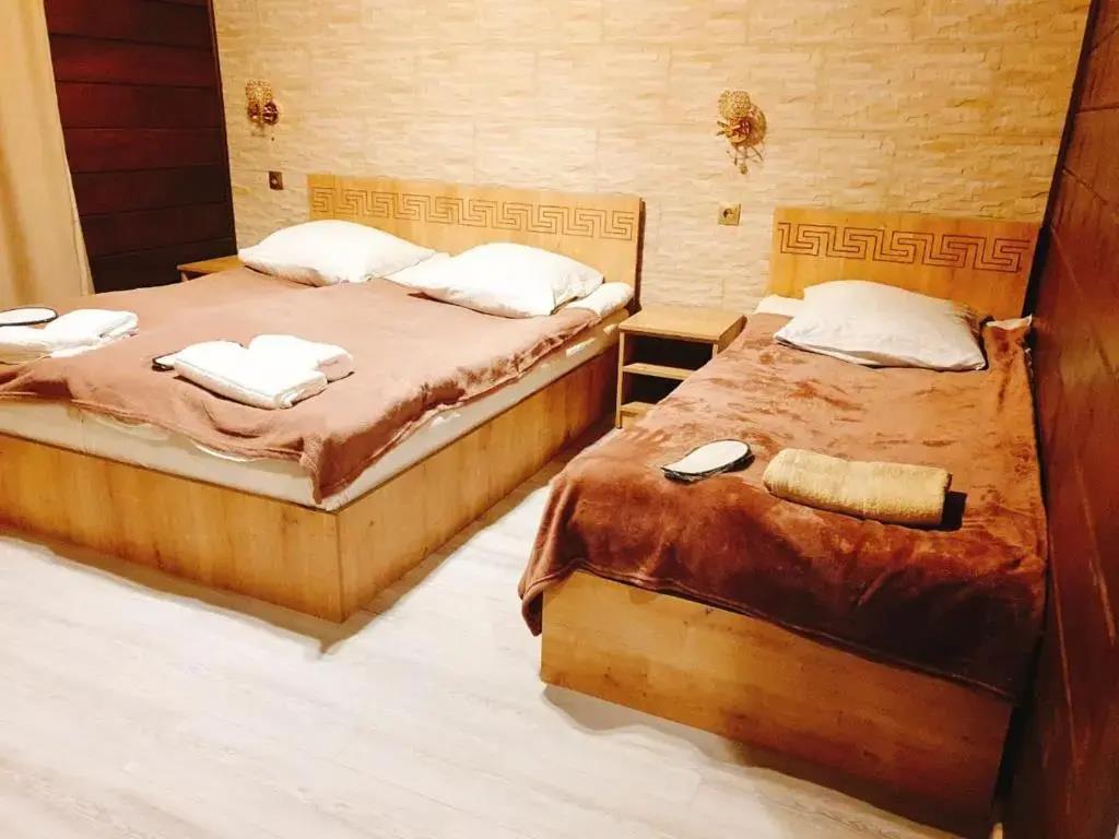 Come & Rest Hotel 4*