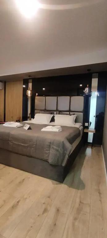 Garden Lounge Hotel 3*