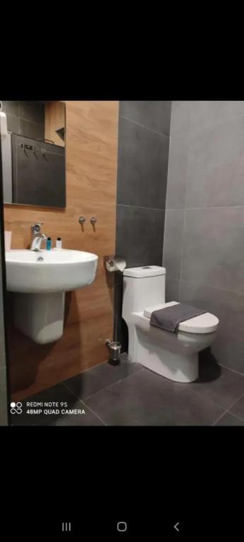 Garden Lounge Hotel 3*
