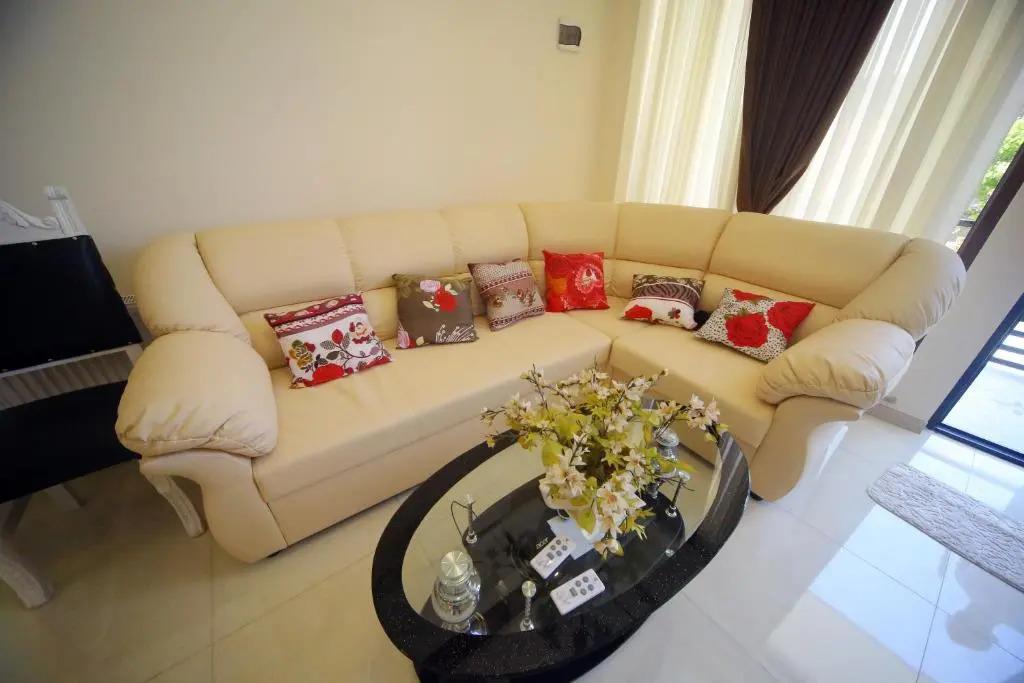 Hotel Balcony 3*