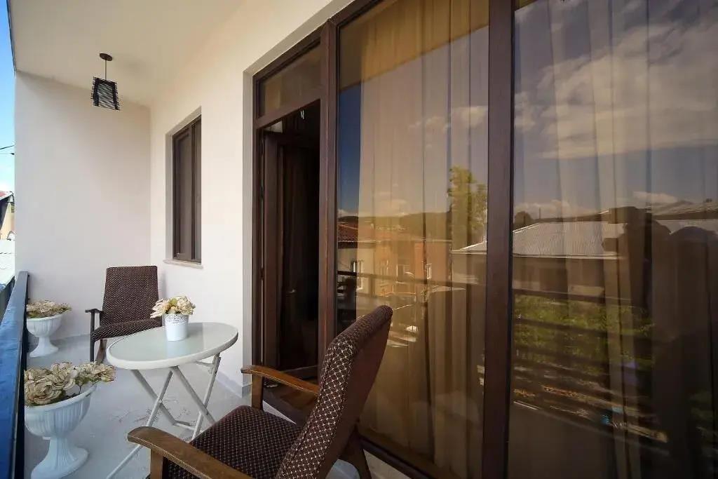 Hotel Balcony 3*