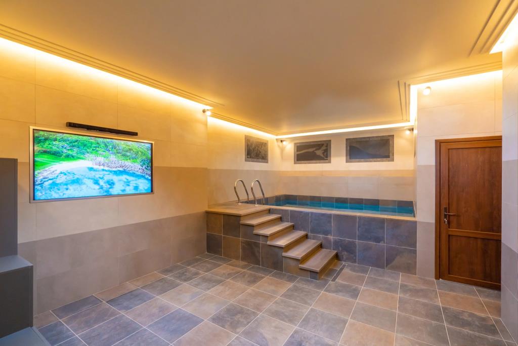 Hotel Akvareli 4*