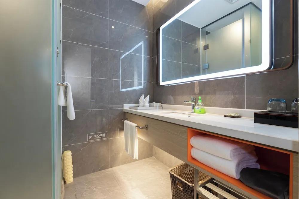 Guangzhou Yunjia Hotel 3*