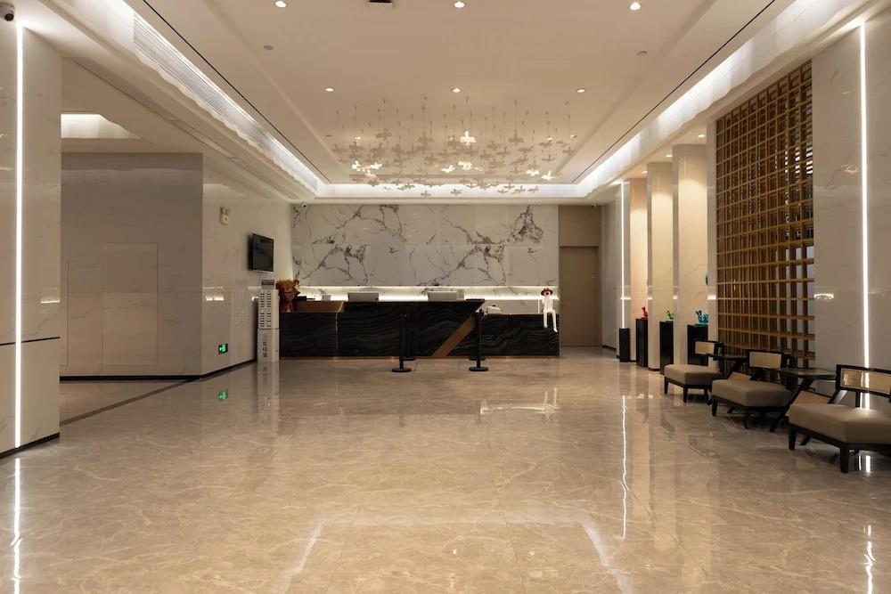 Guangzhou Yunjia Hotel 3*