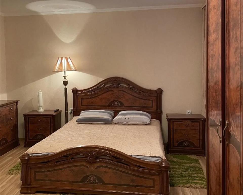 DIS Hotel 0*