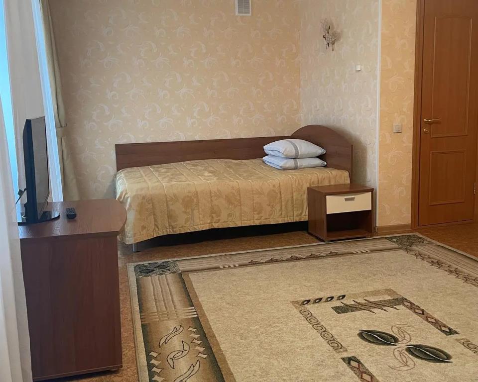 DIS Hotel 0*