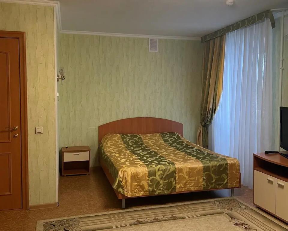DIS Hotel 0*