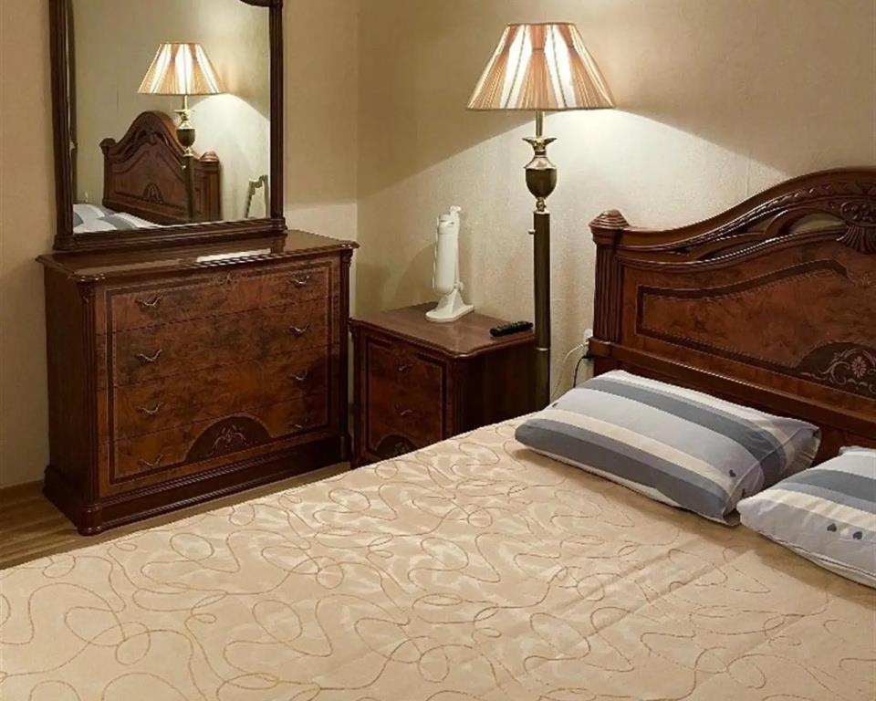 DIS Hotel 0*