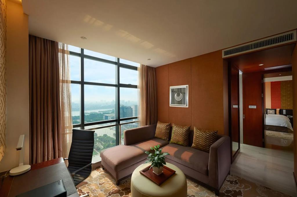 Radisson Blu Hotel Liuzhou 0*