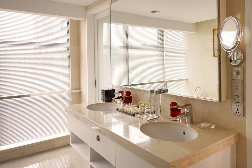 Radisson Blu Hotel Liuzhou 0*