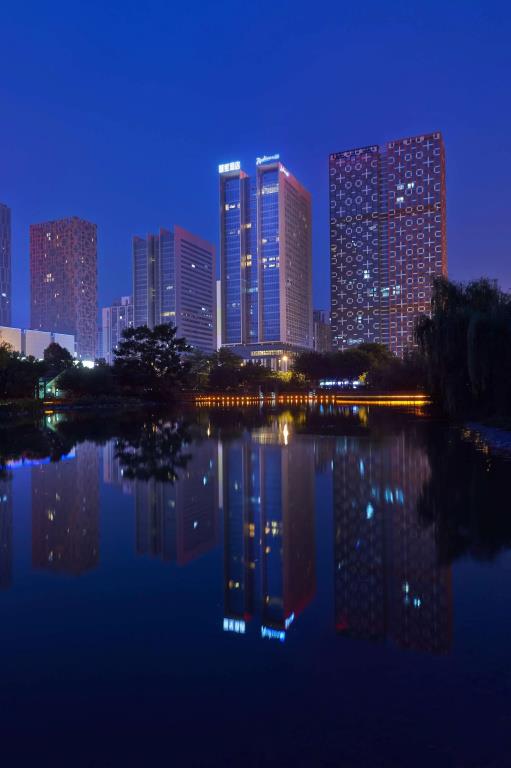 Radisson Blu Hotel Liuzhou 0*