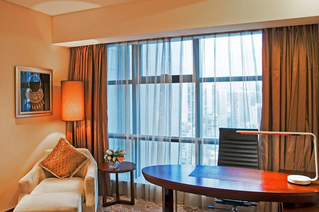 Radisson Blu Hotel Liuzhou 0*