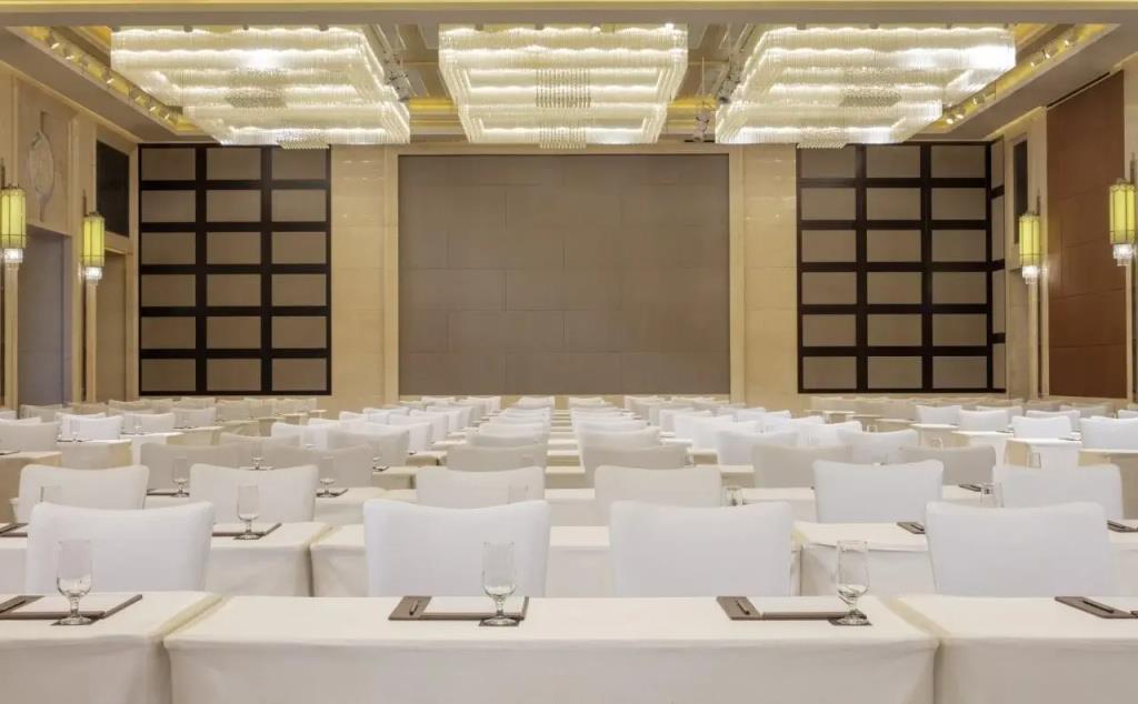 Radisson Blu Hotel Liuzhou 0*