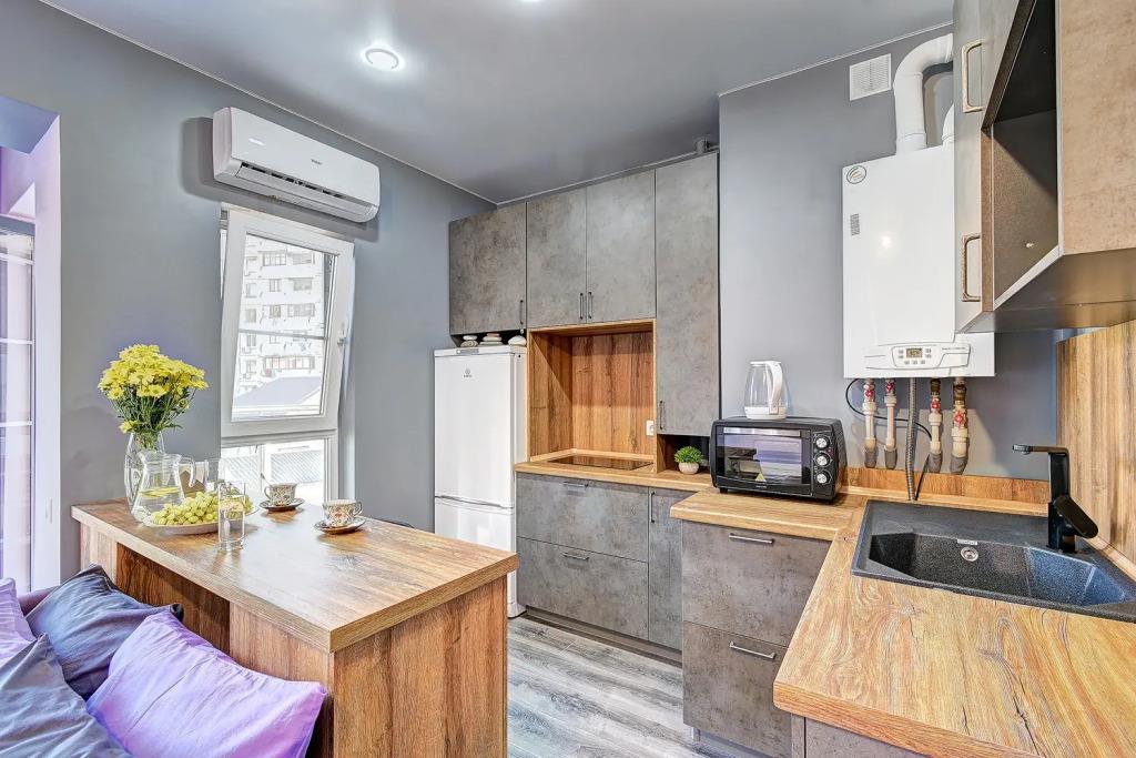 Studiya Iskry 62 Flat 0*