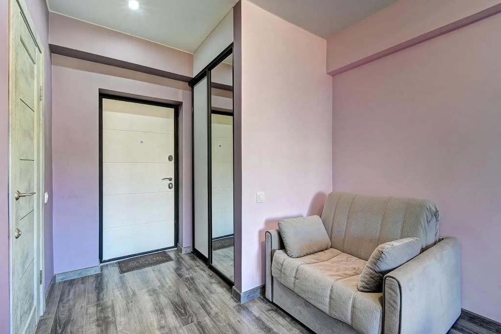 Studiya Iskry 62 Flat 0*