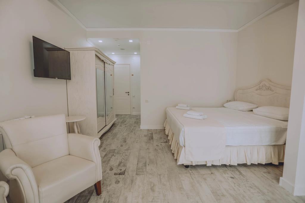 Royal Medis Hotel 2*