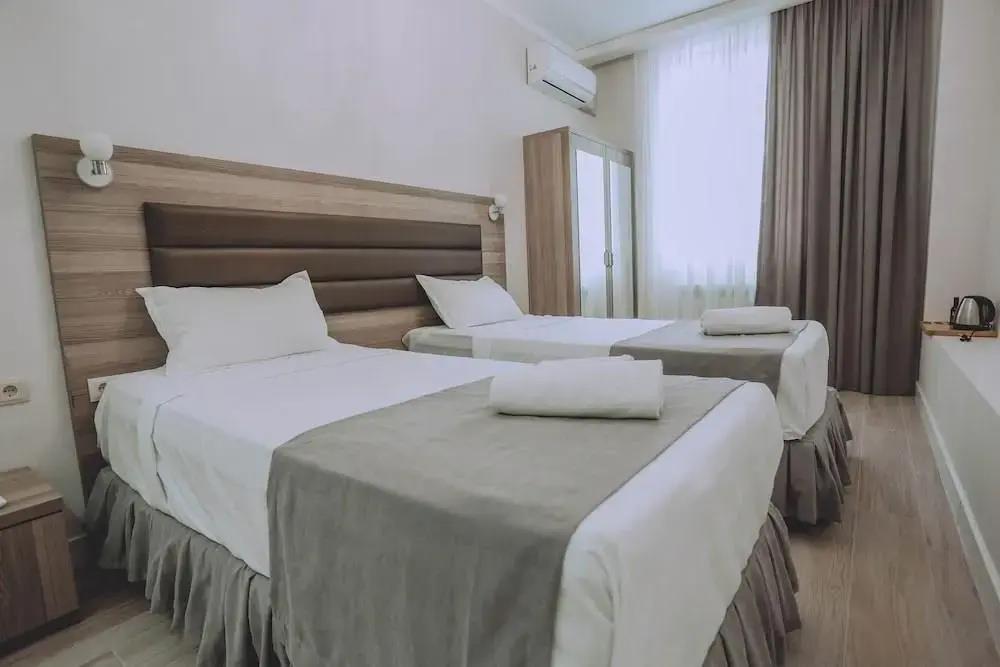 Royal Medis Hotel 2*