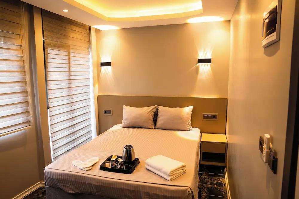 Ck Palace Hotel 0*