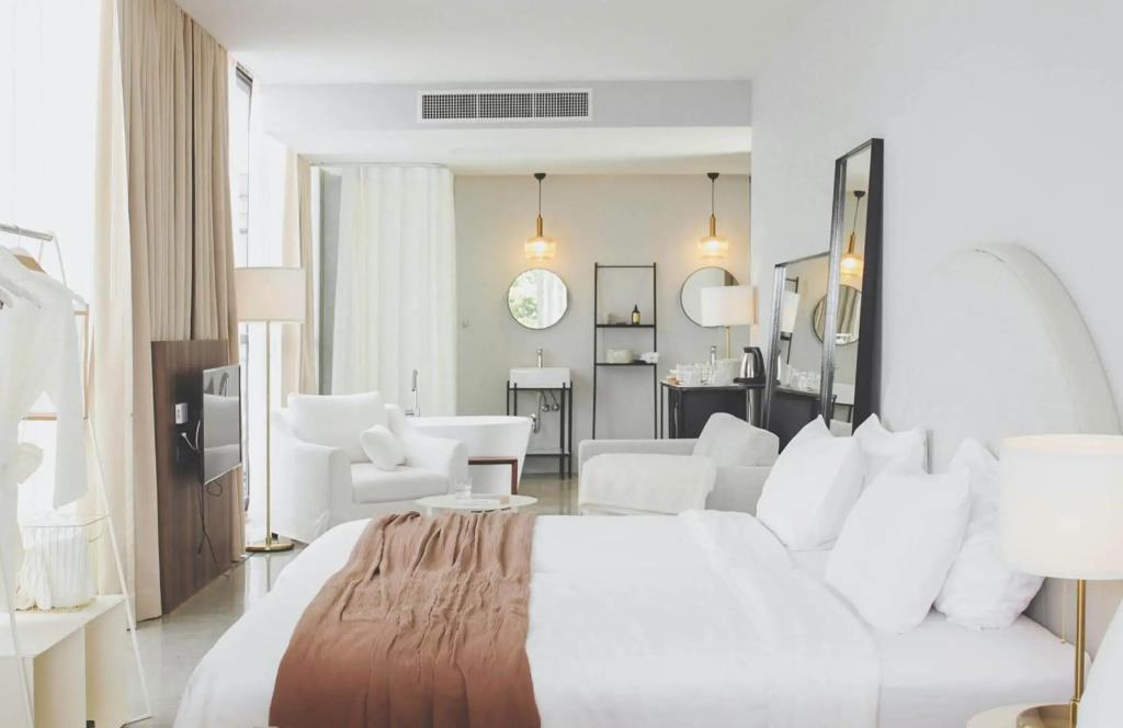 Sundance Dayclub Hua Hin 2*