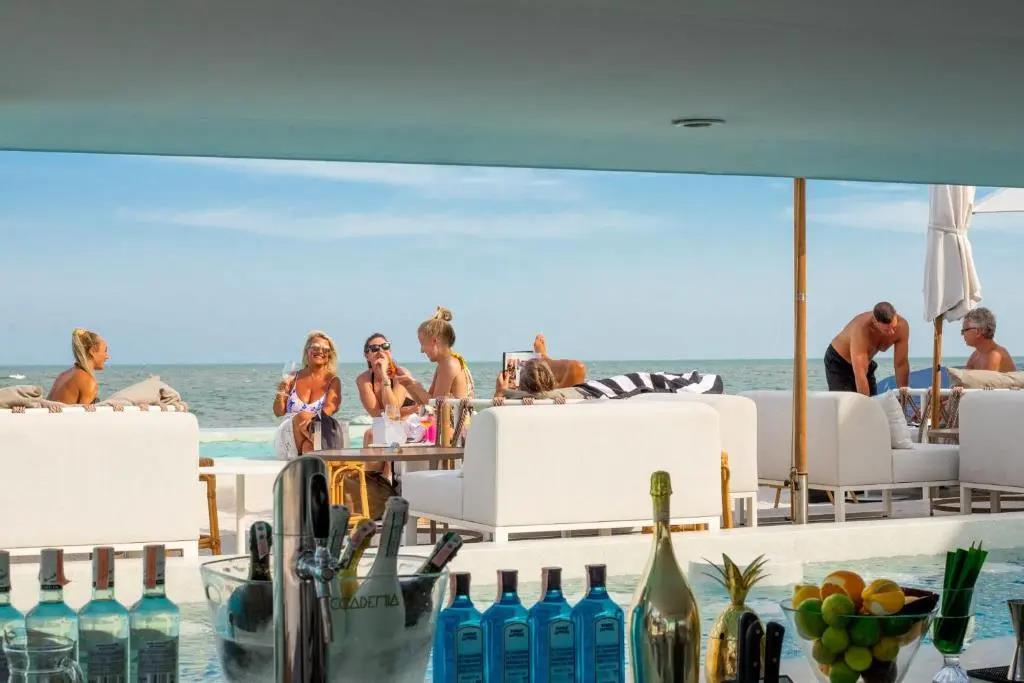 Sundance Dayclub Hua Hin 2*