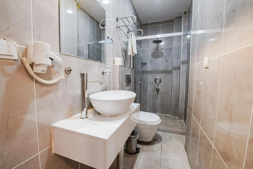 Mitani Suites 0*
