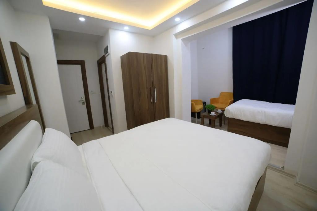 Mitani Suites 0*