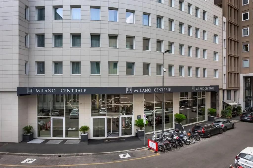 IH Hotels Milano Centrale 4*