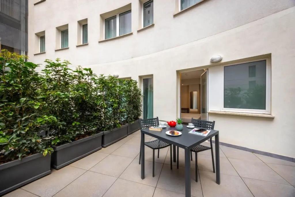IH Hotels Milano Centrale 4*