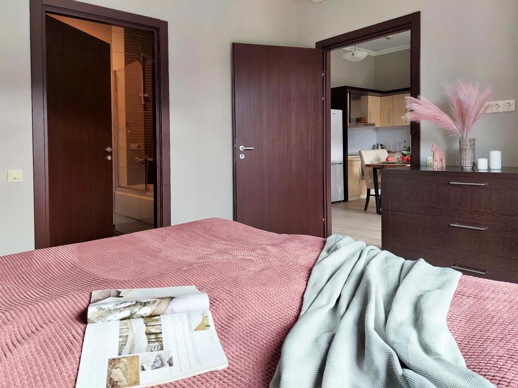 Uytnoe Gnesdyshko S Vidom Na Gory Flat 0*