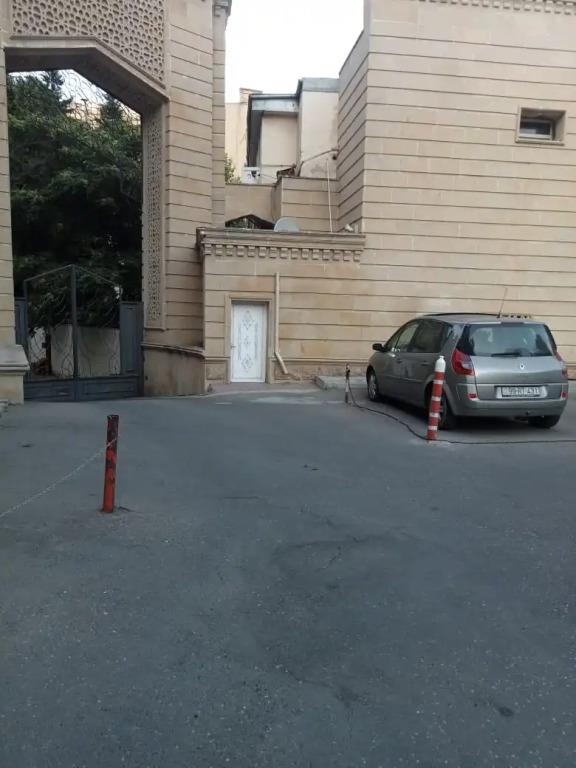 Baku Gardens Mini-Hotel 3*