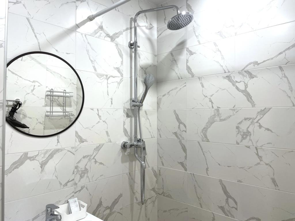 Tsvet Morya Ulitsa Roz 2-Komnatnaya Flat 0*