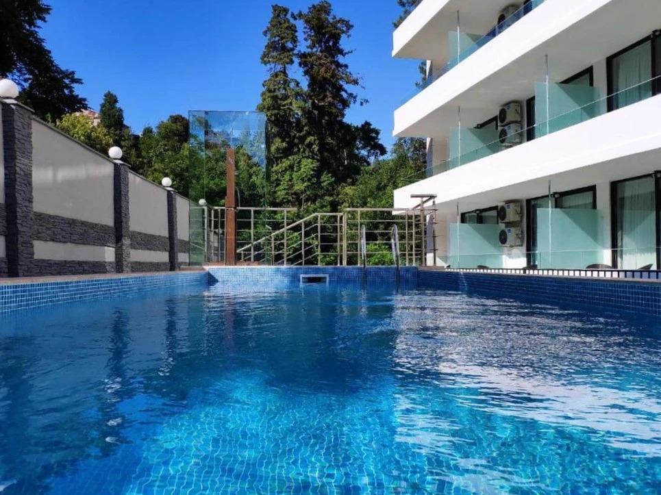 Hotel Green Line 0*
