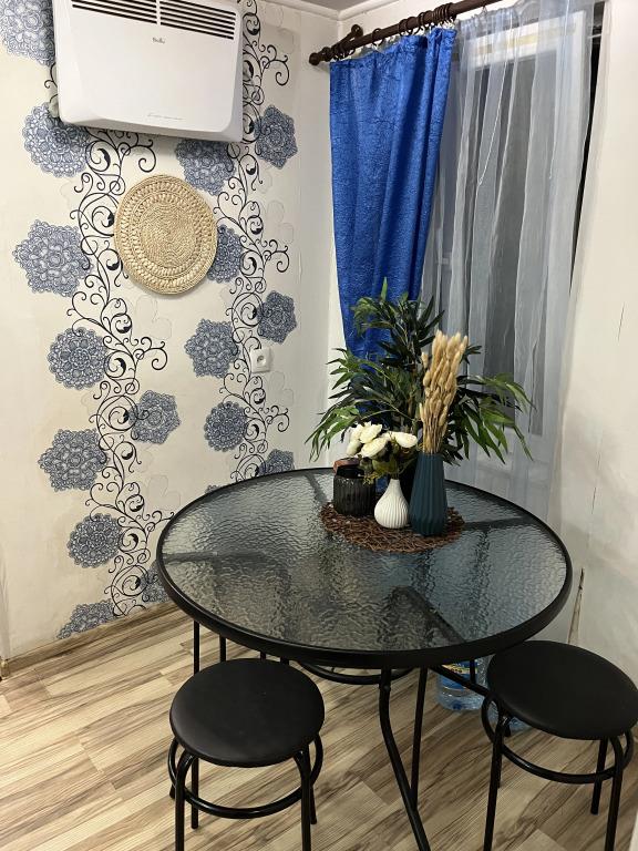 Kholostyakova 36 Flat 0*