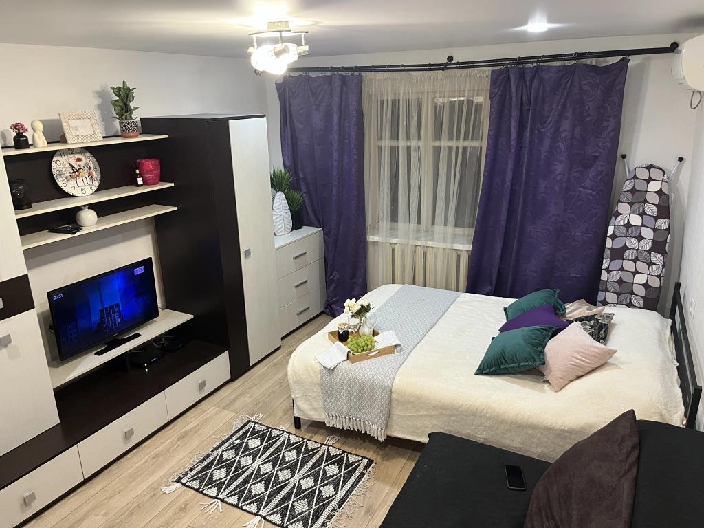 Dzerzhinskogo 125 Flat 0*
