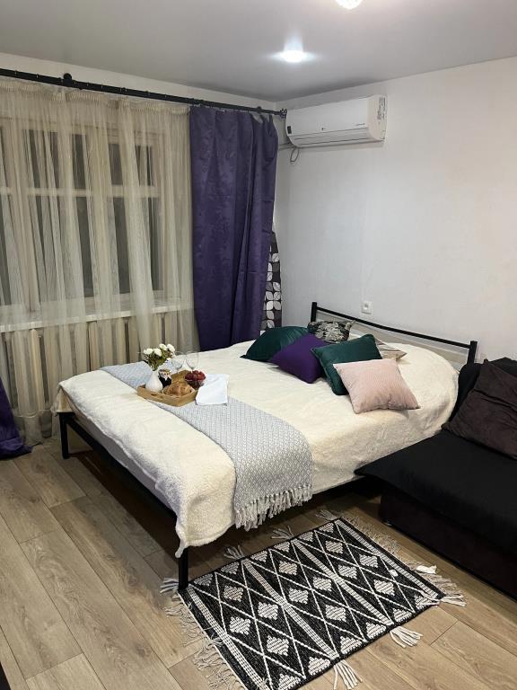 Dzerzhinskogo 125 Flat 0*