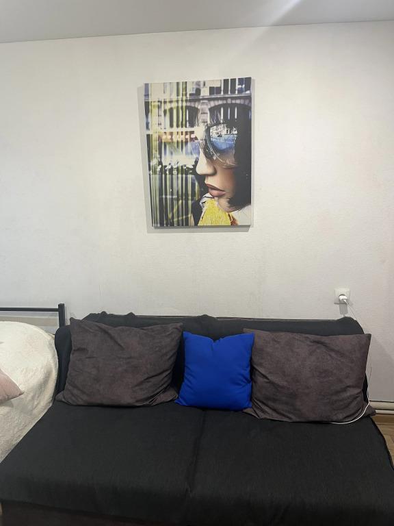 Dzerzhinskogo 125 Flat 0*