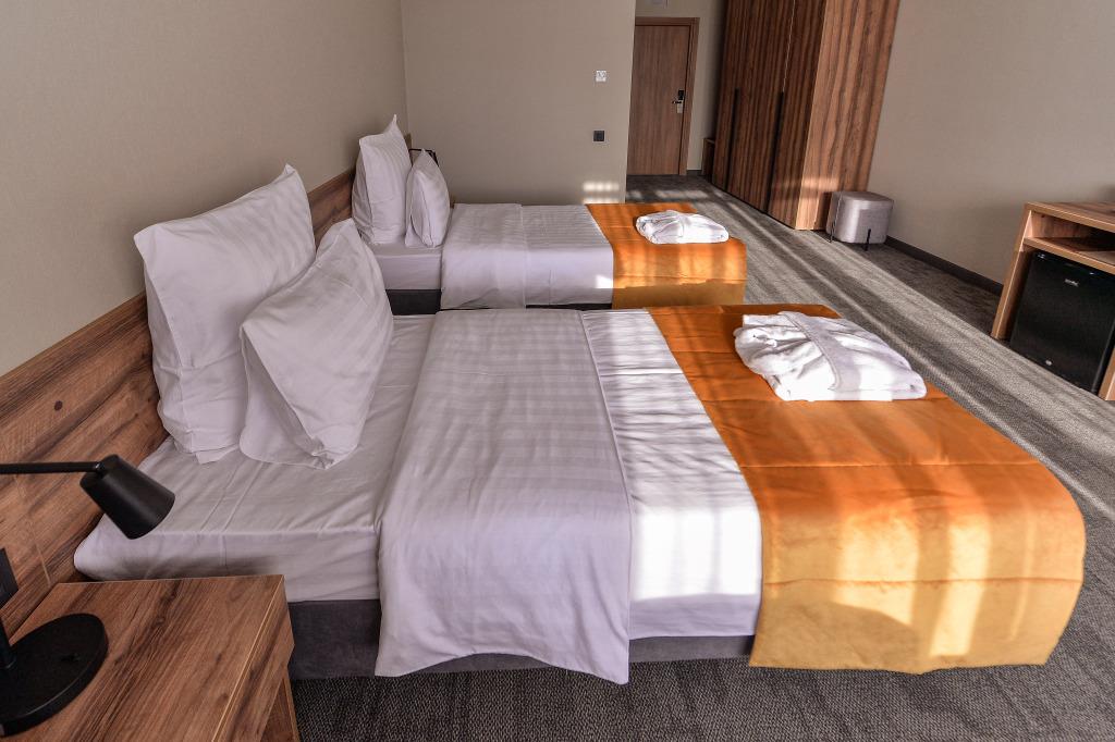 Hotel Biznes Hotel Yar 4*