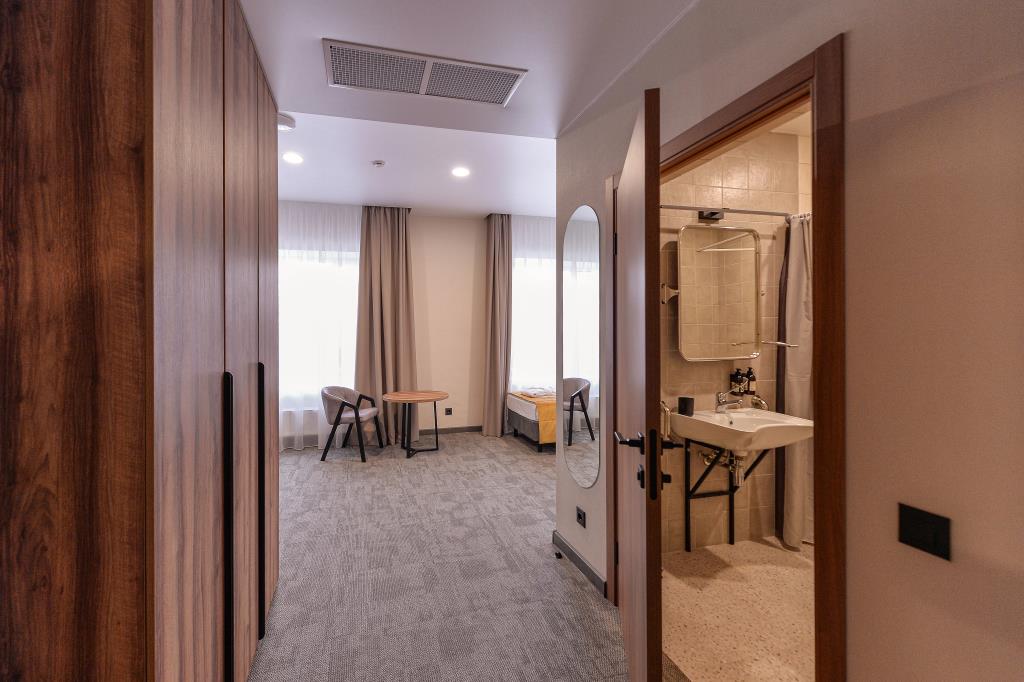 Hotel Biznes Hotel Yar 4*