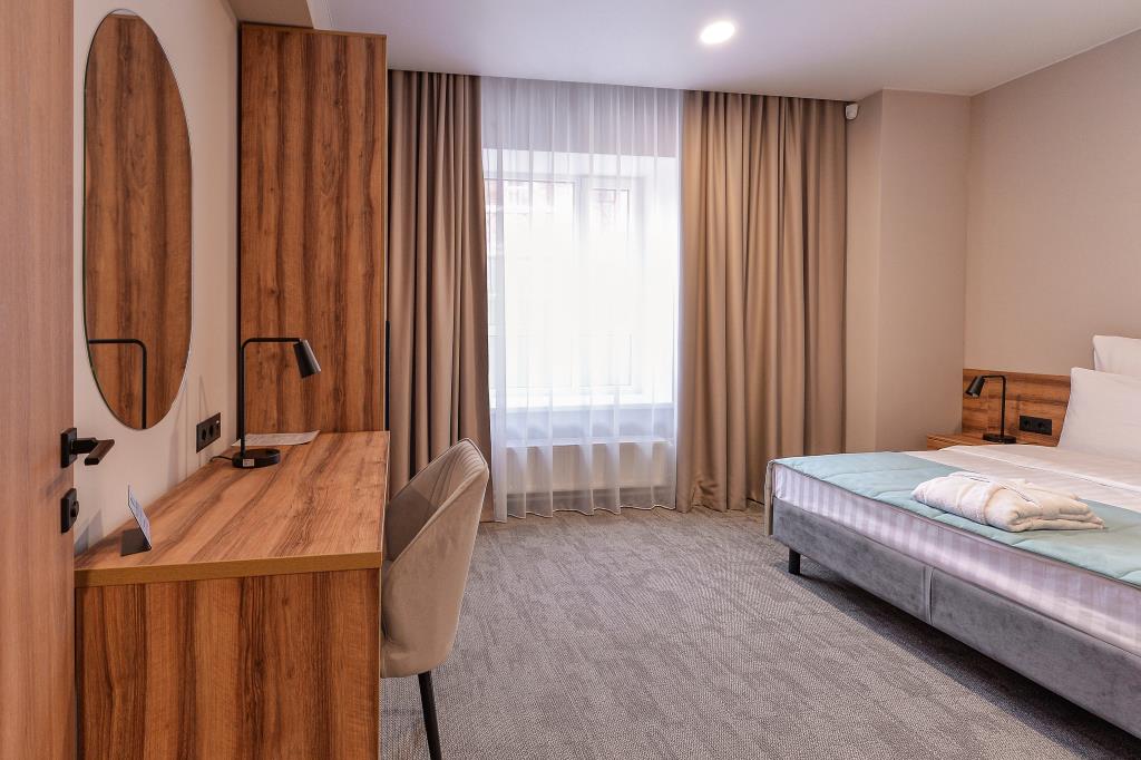 Hotel Biznes Hotel Yar 4*